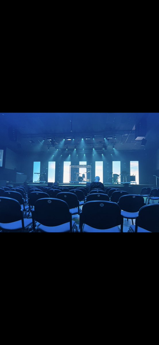 如果教会真的忠于圣经，
不取悦人、不迎合市场、不淡化福音的信息，
而是赤裸裸地指出人的罪，
清楚地宣讲耶稣基督在十字架上所流的血，
并且告诉人：
作门徒不是“更好的生活体验”，
而是要背起十字架，
治死肉体的邪情私欲，
向自己死，向世界死，