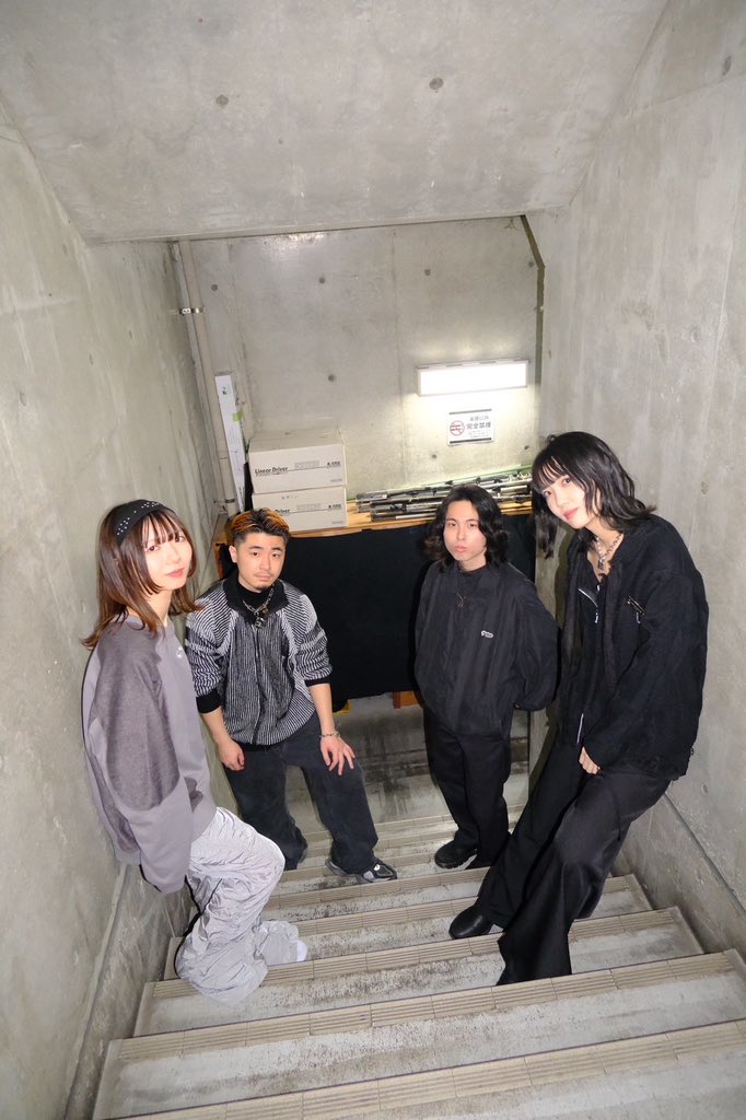 Takakuzo tweet media