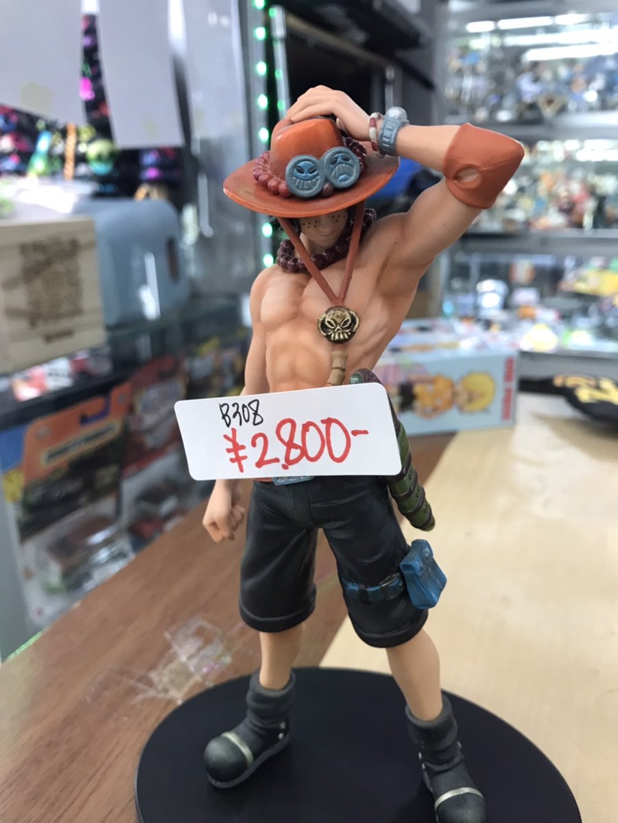 ☆B308ケースに入荷しました！！ ワンピース フィギュア ・ルフィ ・エース