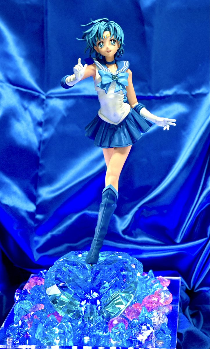 筆塗りでガレージキット塗ってます😊
2017年から塗り始めました。

それまではガレージキットはおろか、プラモすら塗ったことがありません。

それまでは主にアーマードコアをプレイしていた一般ぴーぽーでした🎮