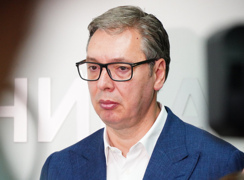 Vučić se bio oglasio za grudve i Anu BAKUTU ali se nije oglasio povodom smrti deteta u Čačku 📣📣📣❗❗❗❗❗
