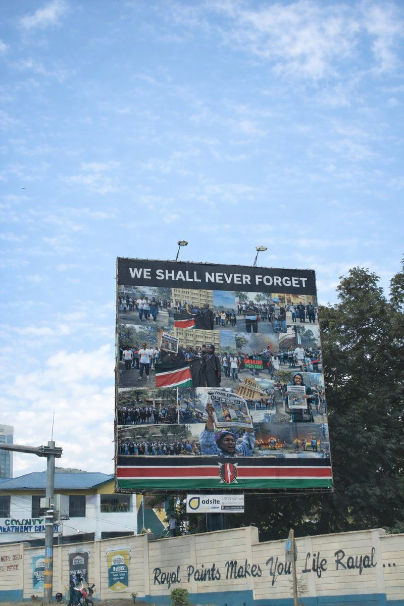 drfrajee's tweet image. Who is installing this billboards?
Naona zimejaa huku