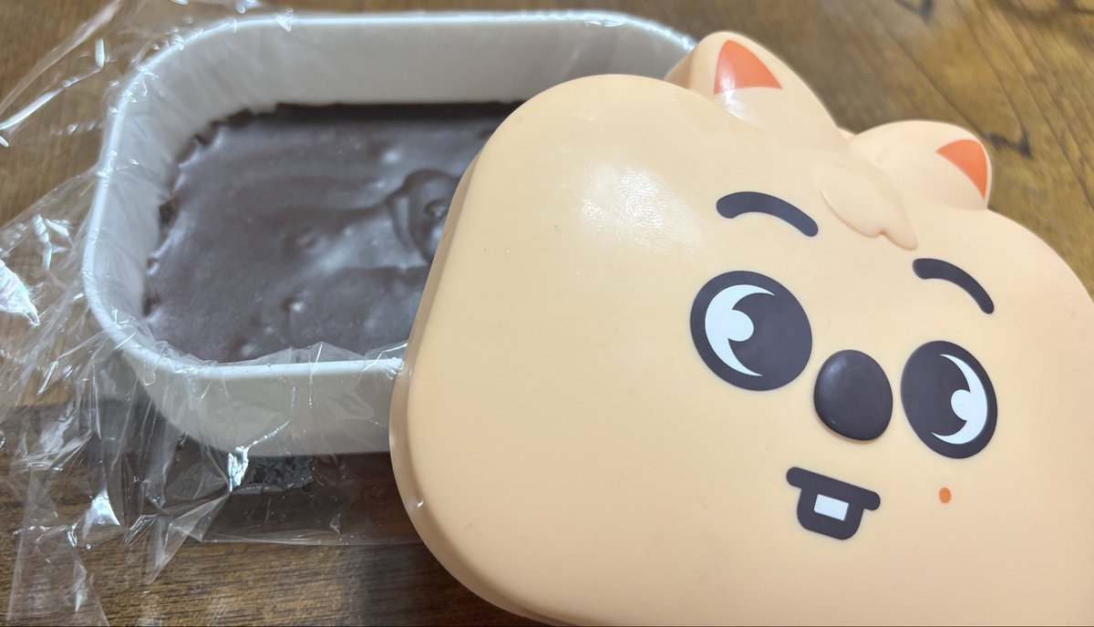 senkgdul516's tweet photo. スキズくんのお弁当箱で生チョコ作った！
おいしくできた♪ https://t.co/7AlePOdL7H