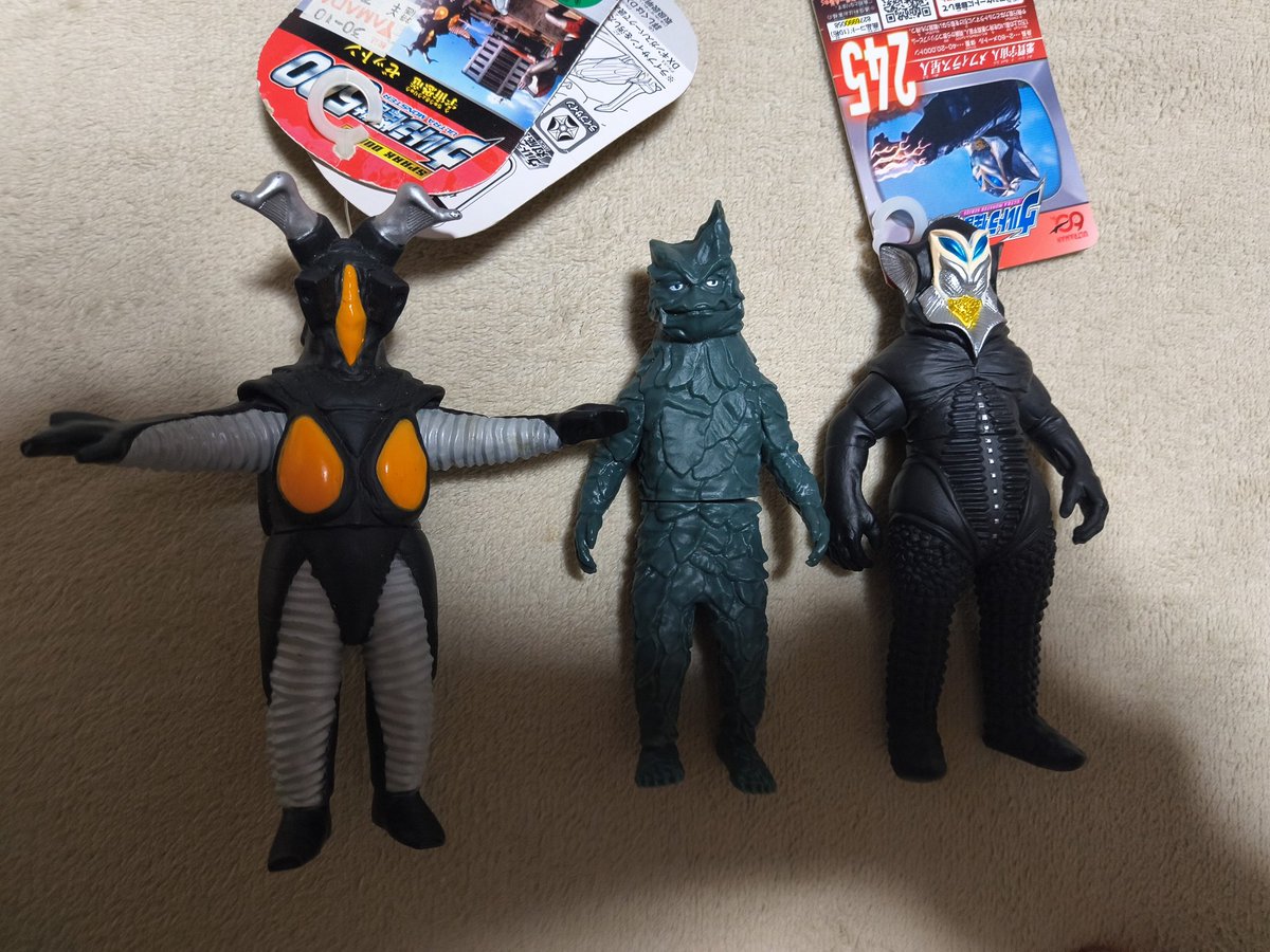 あなたのソフビ紹介 ガシャポンウルトラ怪獣500 ケロニア 冬のイベント