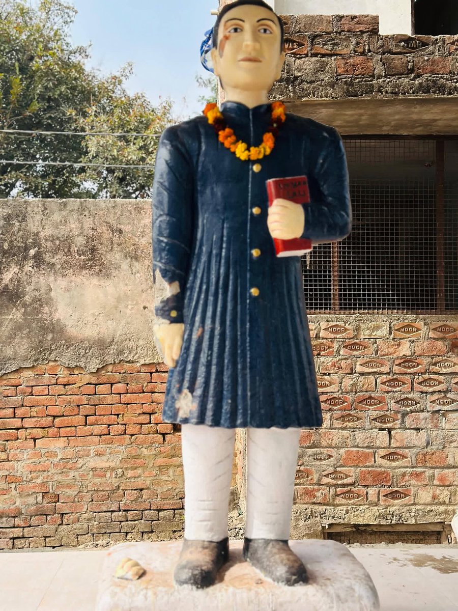 Monu Kumar Azad tweet media