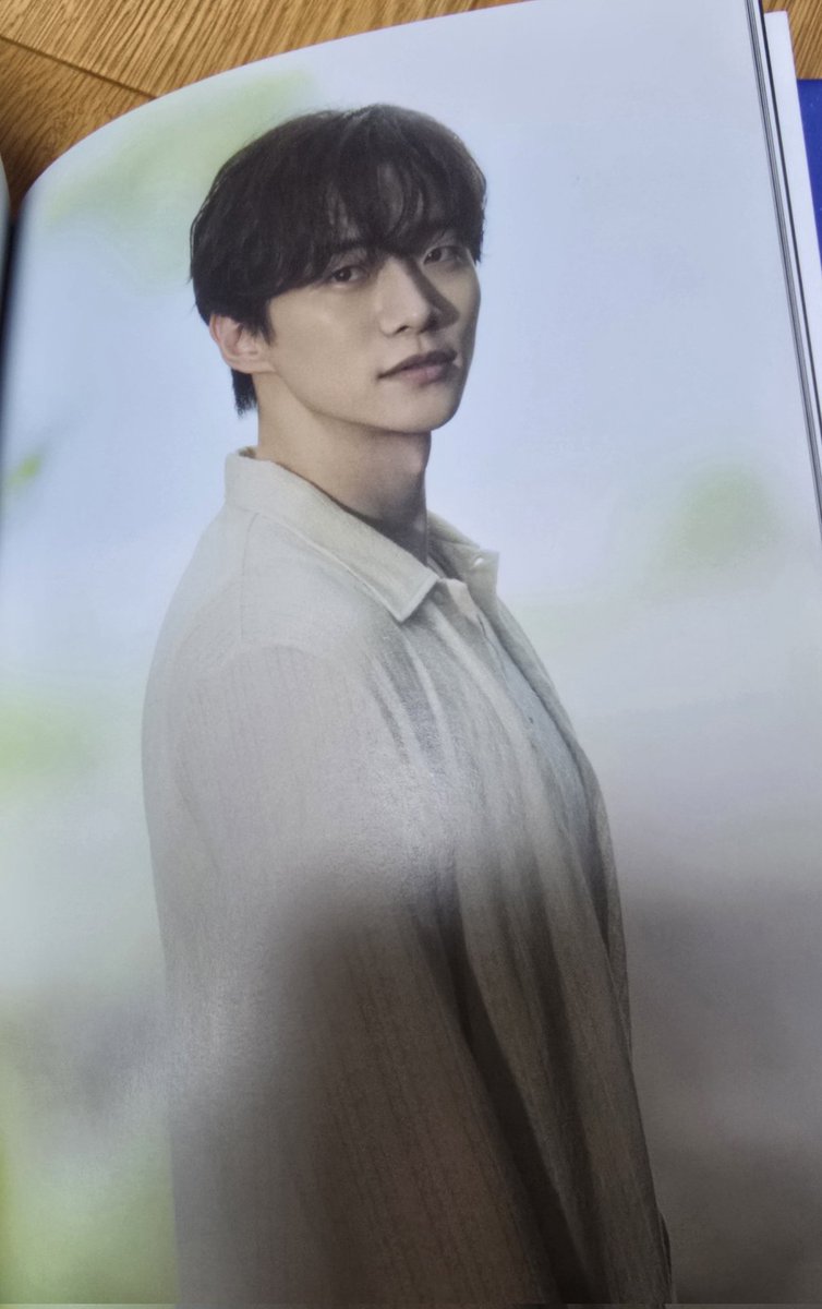 le2jh_forever's tweet photo. 애기의 조용함에 추팔 비미나...
생애 첫 팬콘에 무더위에 놀랄일이 너무 많았던 날들🥲
아련하다...
#준호 #Beforemidnight
#REALJUNHOLEE https://t.co/hXNEhn3Bvy