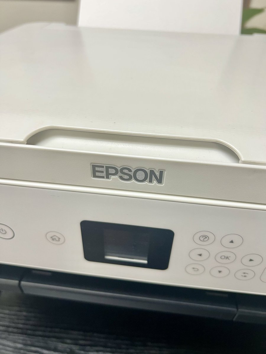 ラボ設立当初、備品の購入でなぜかプリンターを2台買ってしまってたの