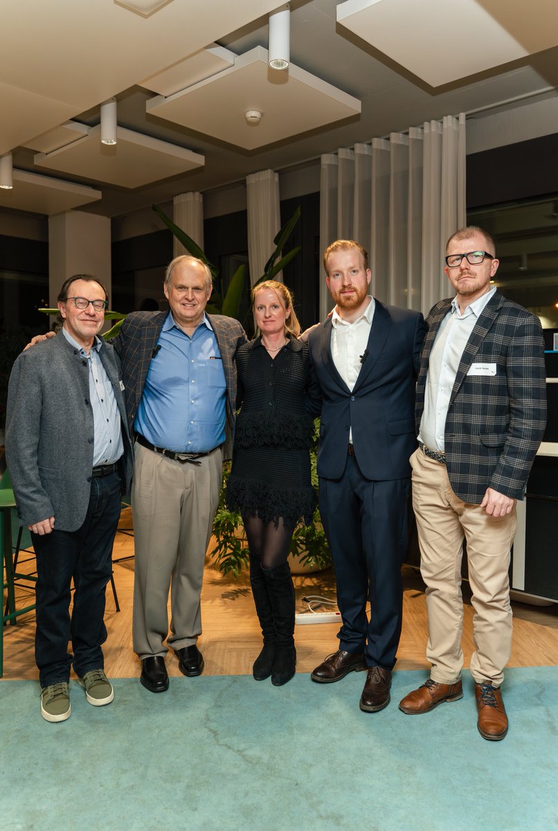 Elastics tweet media