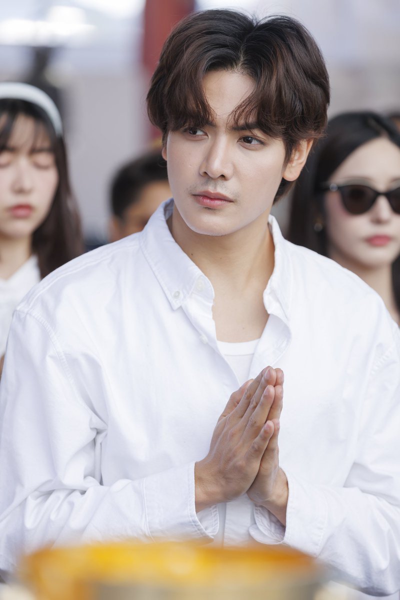 หล่อมาก อยากได้ใจ

#JoongArchen #จุงอาเชน