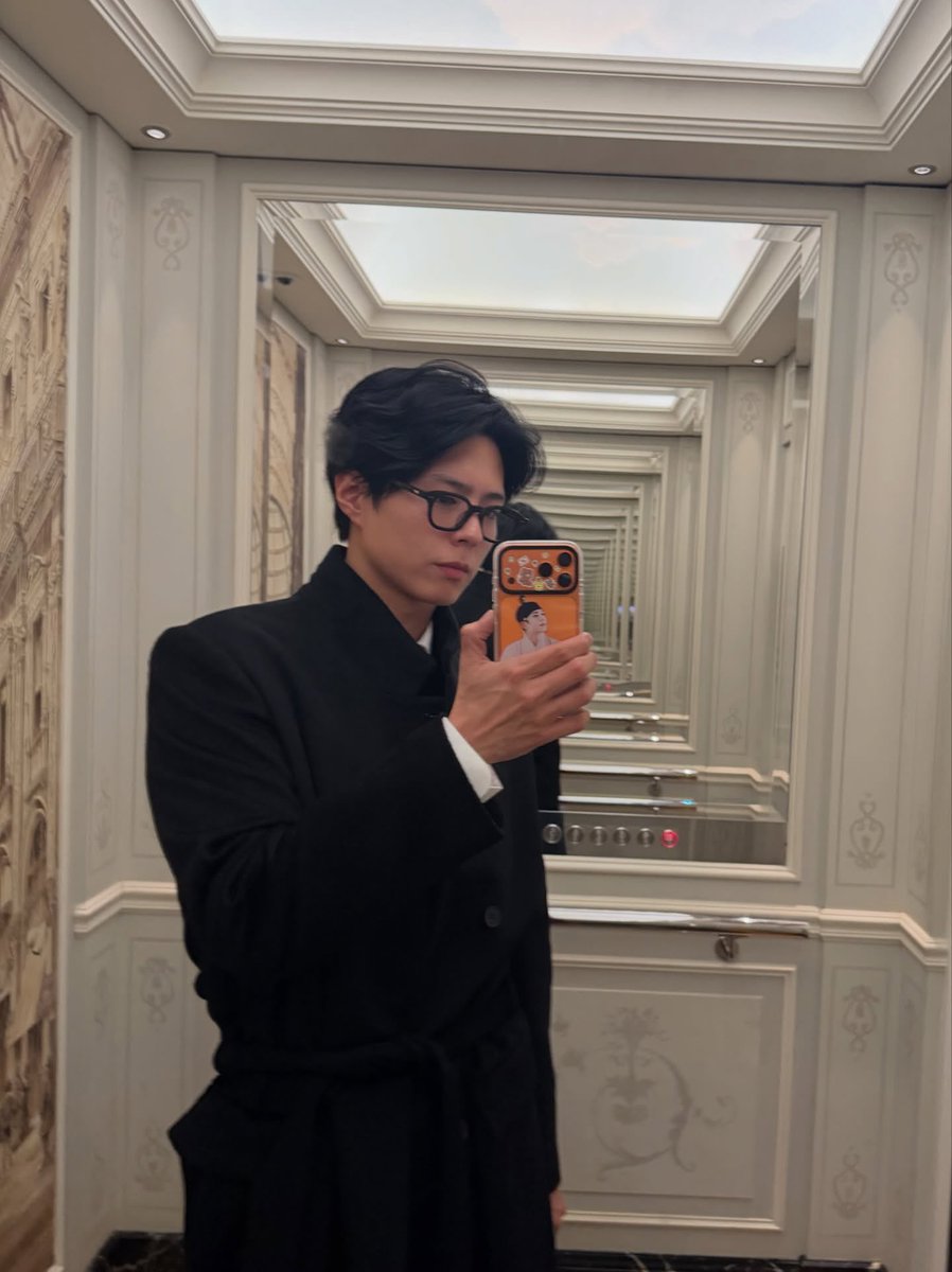 박보검 밀라노에서 이건 아무도 못본 모습인게 최종 미친거임 ..