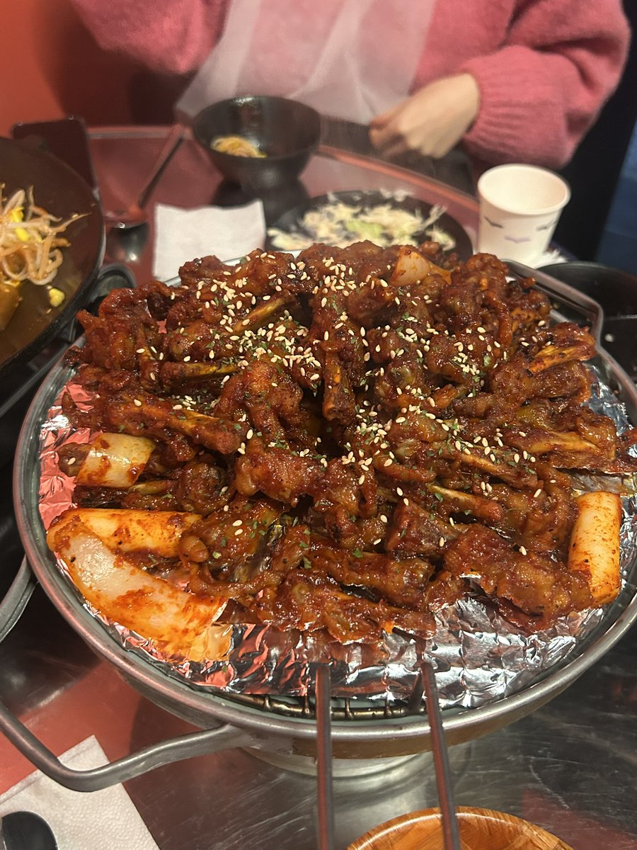 맛있는 걸 먹자 🥢☕️