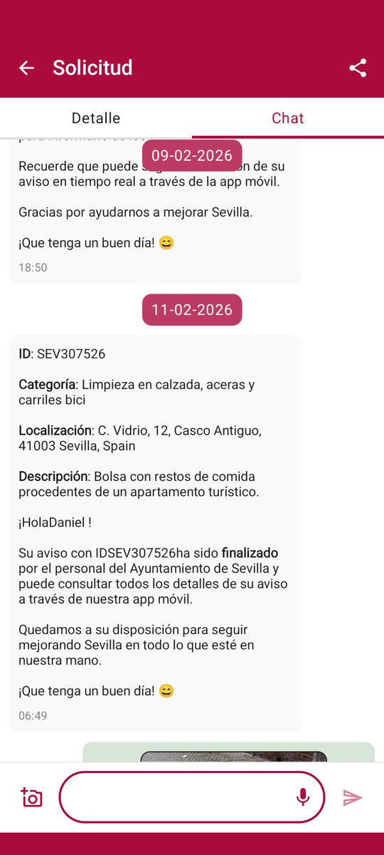Danpergal84's tweet photo. @LipasamSevilla A las 6.40 de la mañana me informáis de que se ha resuelto la incidencia que puse sobre basura en mi calle. A las 9 de la mañana sigue la basura en el mismo sitio. ¿Hemos viajado en el tiempo? https://t.co/F8mcHmJOYp