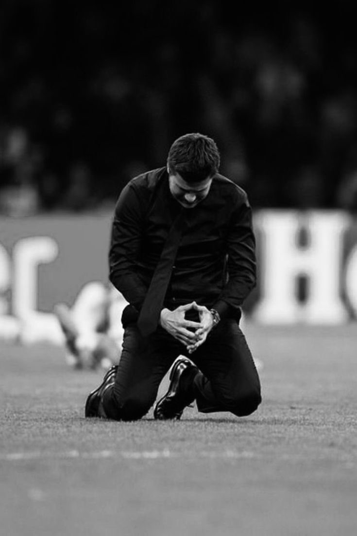 hotspurreports's tweet photo. Bring the glory back to Tottenham Hotspur.

That hope, that spark. Make the call, @SpursOfficial. https://t.co/f2KJ4D3YGV