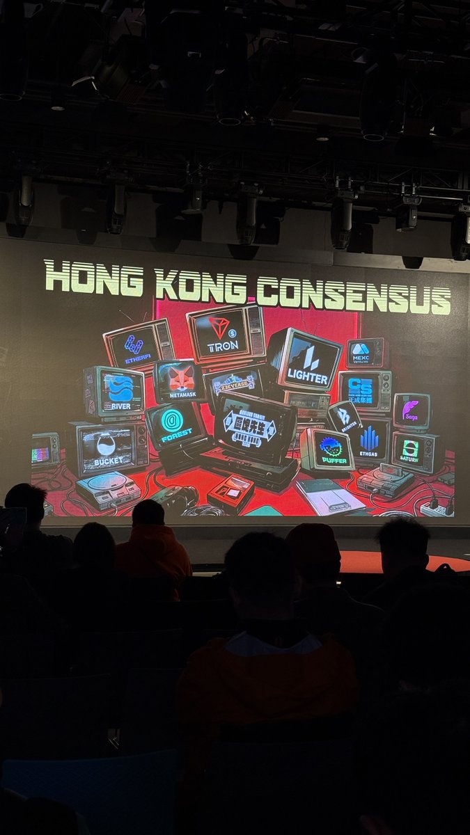 Gata_xyz's tweet photo. So great meeting so many amazing builders in Hong Kong💚 https://t.co/L9pFrB8PAA