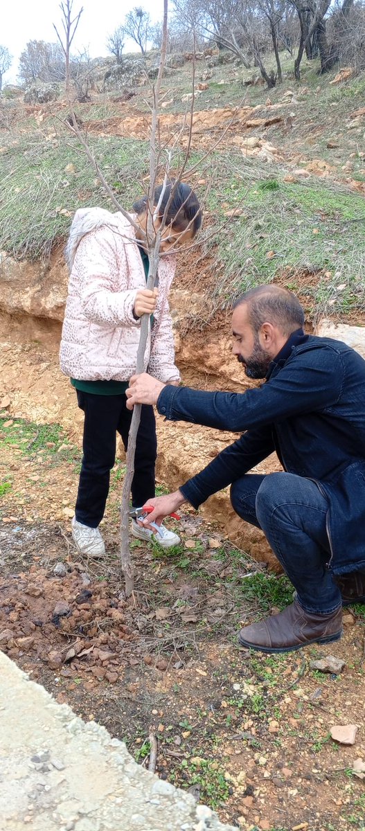 Okulumuz öğrencileri Ailemle Eğitim Yolculuğum Projesi kapsamında “Ailemle Doğa Yürüyüşü”etkinliğini gerçekleştirdiler. Emeği geçen herkese teşekkür ederiz.
<a href="/Yusuf__Tekin/">Yusuf Tekin</a> <a href="/tuncay_akkoyun/">Tuncay Akkoyun</a> <a href="/ali_eyyupkoca/">Ali Eyyupkoca</a> <a href="/omerli_Kaymakam/">Ömerli Kaymakamlığı</a> <a href="/OmerliMem/">Ömerli İlçe Milli Eğitim Müdürlüğü</a> <a href="/umitcetin47100/">Ümit ÇETİN</a> <a href="/makdag47/">Makdag</a> <a href="/hmete_47/">Hüseyin METE</a> <a href="/SuleymnAKIN/">Süleyman AKIN🇹🇷</a>