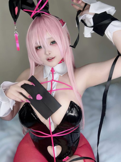 Twitterのコスプレ画像10