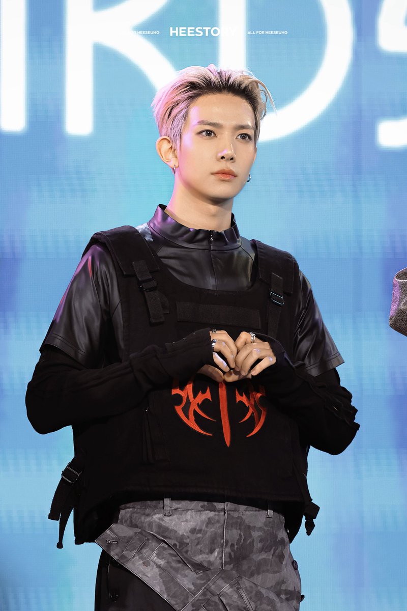 𝐇𝐄𝐄𝐒𝐓𝐎𝐑𝐘 tweet media