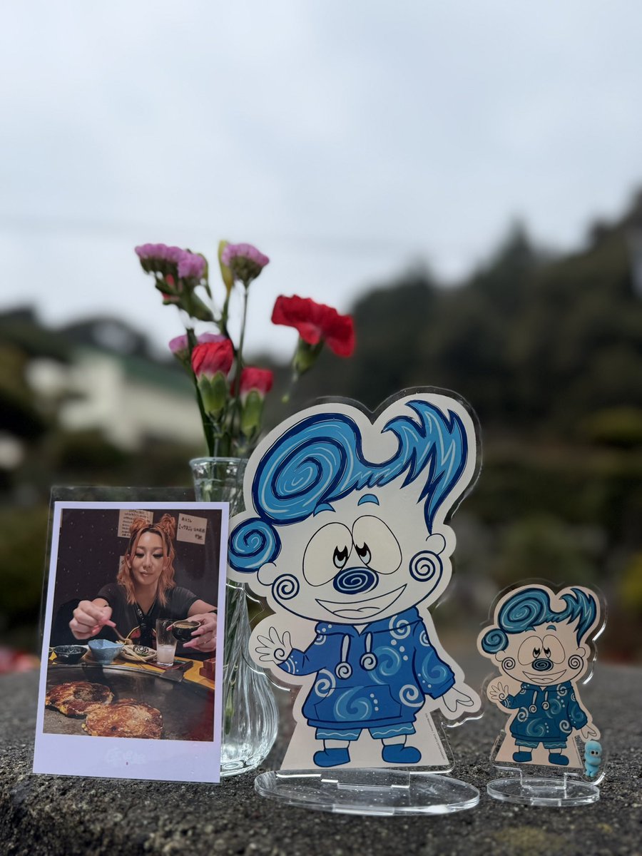 kumi_629's tweet photo. 倖田來未セレクトのフラワーギフト💝💐
サイン希望✍️淡路島のようちゃん
購入番号：37abad
購入商品：KODA KUMI flower gift for KODAGUMI
@KODAKUMINET 
#KKFG
#くみ活
#ハナメク
#淡路島のようちゃん
#淡路うず助
#松島聡
#倖田來未
#倖田來未���レクト
#フラワーギフト
#kodakumi
#カーネーション https://t.co/2Y0EfyZVqG