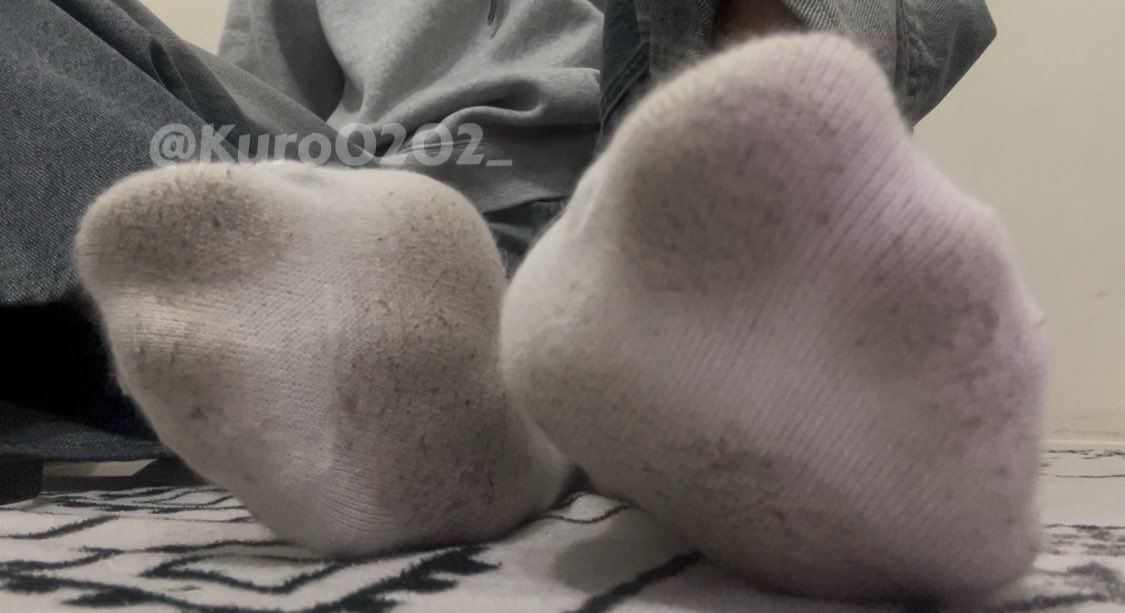 跟朋友來台南玩
被嫌腳太臭⋯