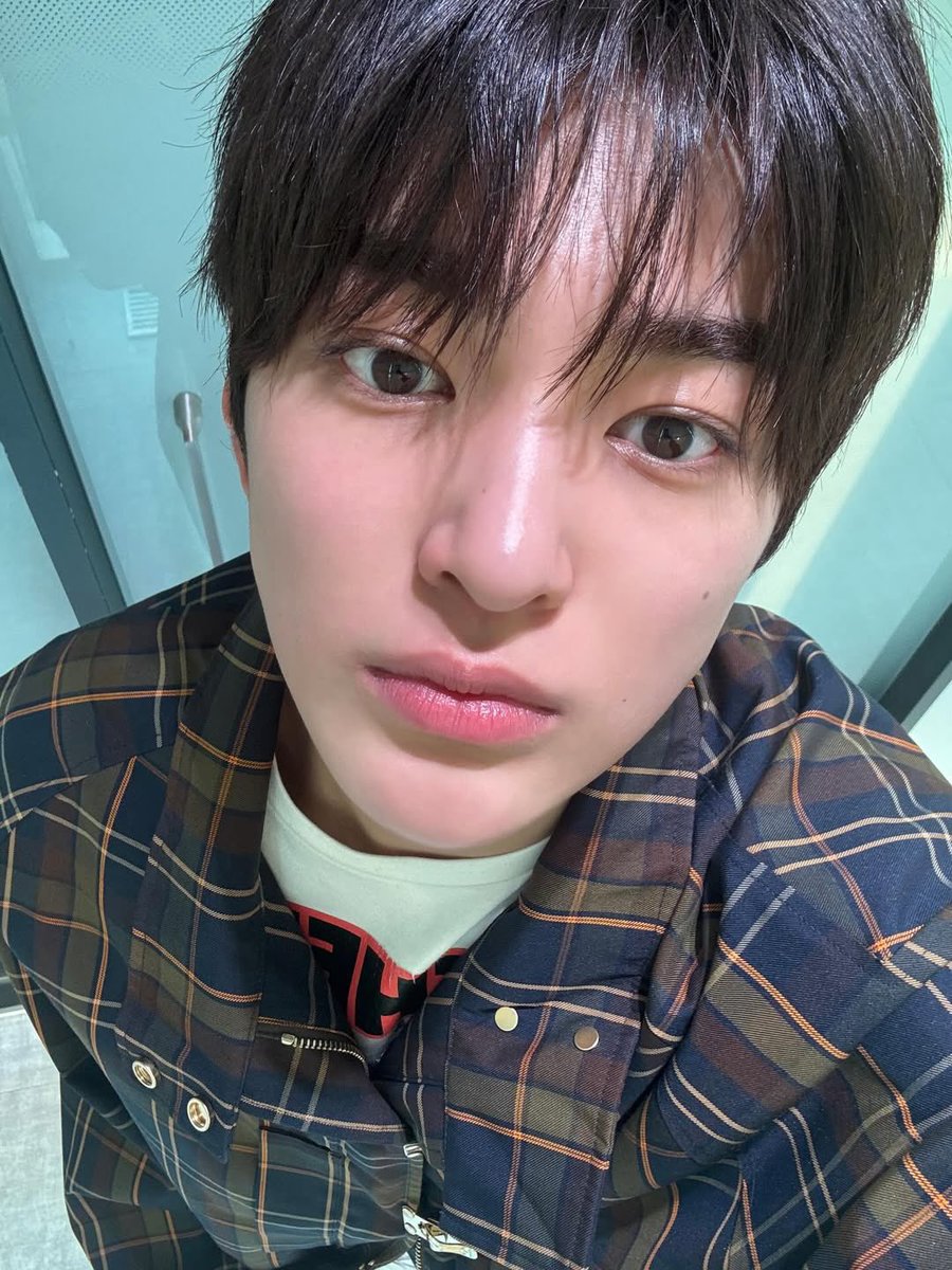 ahnkeonhopics's tweet photo. KEONHO IG UPDATE 

#KEONHO #건호 https://t.co/W10UB071dA