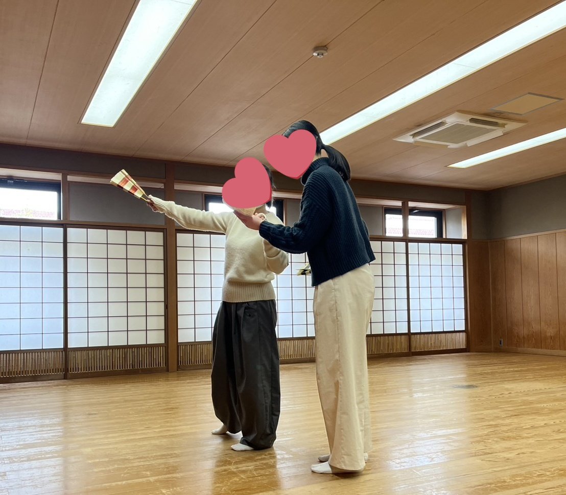 🪭 #能楽日記 🪭
来月の関西大学能楽部さんの自演会に向け、1回生たちが「敦盛キリ」「春栄」を猛練習中です💪
舞台の度に異なる曲趣に挑戦する後輩たちを、誇らしく思います✨
#能楽 #伝統芸能 #関学 #部活