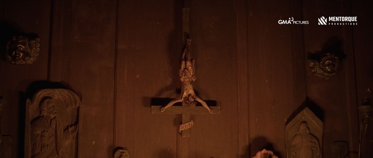 Mula sa mga lumikha ng KMJS' Gabi ng Lagim: The Movie at Mallari... parating na ang sumpang magbabaliktad sa lahat.

02.13.26

#HuwagKangTitingin
#HKTTeaserDrop
#HKTFirstLook