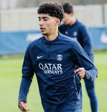 ParisTeam tweet media