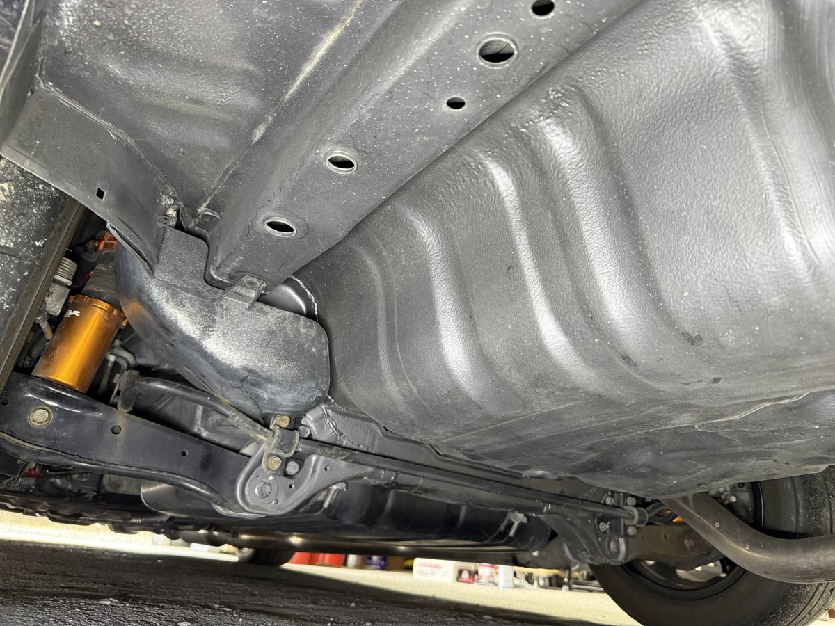 本日は岐阜県のお客様からEG9シビックフェリオ買取させて頂きました😆‼️

エンジンはもちろん『B16A』です✅
4枚ドアなのでファミリーカーとしても使えてハッチバックより圧倒的に『安い』フェリオ🚗💨

DC5ブレンボキャリパー流用、15インチレイズ