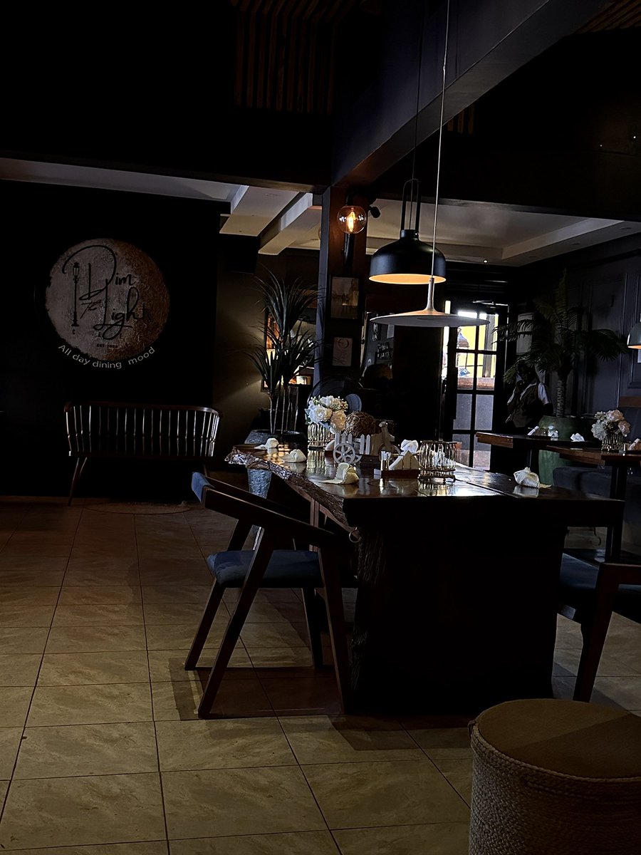 Don’t miss out to take you patana for a dinner date this valentine 🤗🤗
<a href="/dimlightscafe/">Dim the lights cafe Naalya</a> is a perfect spot to go too  😊😊
<a href="/MyFoodNetwork/">My Food Network</a>