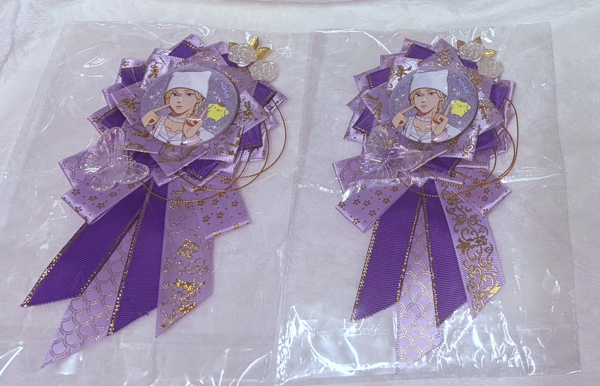 eunjeon93362906's tweet photo. 💜노아생일 기념 rt 이벤💜

💫로제트 2개(키링 버전이 아님..)
💫캔뱃지 커버 1개
💫당첨인원 3명
💫이밤빌 스밍확인 합니다!!
💫반택비 부담가능 하신분만 참여해주세요!
💫씨유 반택이용합니다!
💫기간 걸려도 기다릴수 있으신분만 ~

🤍 플리라면 누구나 참여가능~!! https://t.co/oIEaoYMzJC