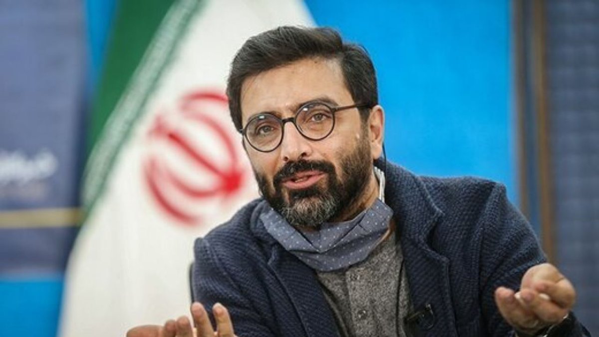 این خارکسه خایه مال رو باش، عن رو از گوشت کوبیده تشخیص نمیده ،چون همه ...