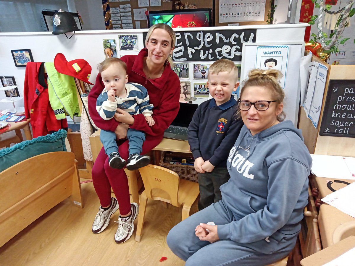 Miss Taylor tweet media