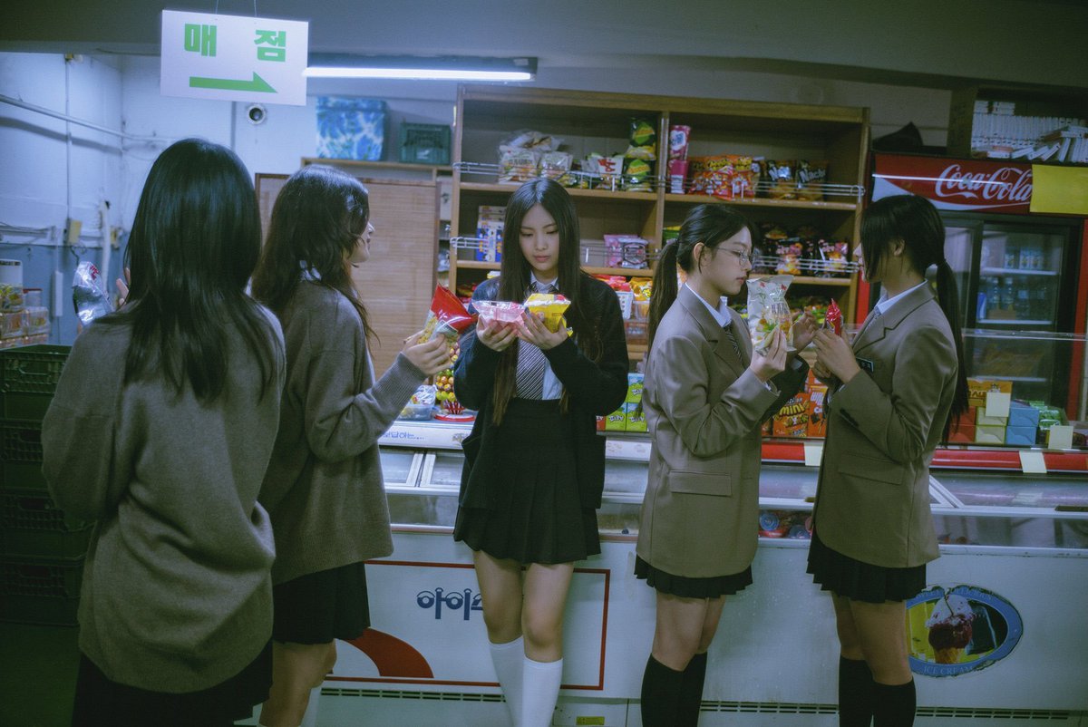 newjeans really captured the essence of girlhood with ditto