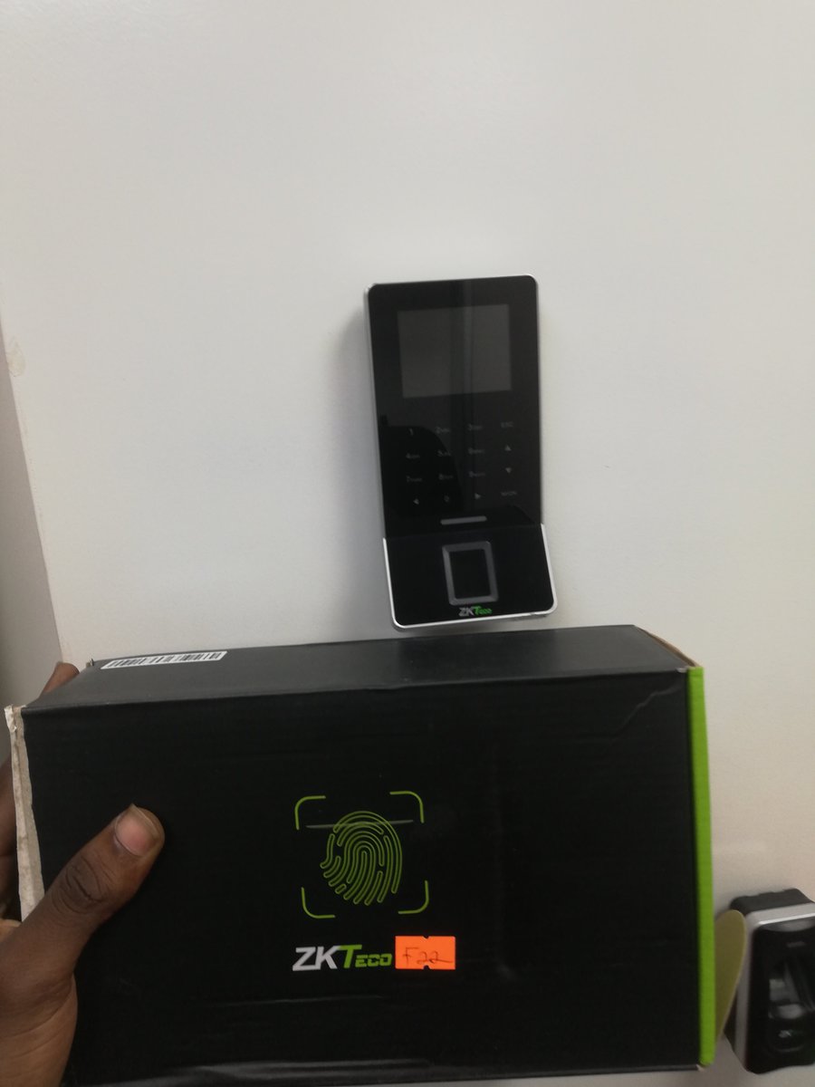AtlasLtd26's tweet photo. ZKTECO BIOMETRIC TERMINALS 
USED FOR BOTH ACCESS CONTROL AND TIME AND ATTENDANCE  
Orders And Inquiries +256751800875,+256414692911 https://t.co/nszWyV61vk