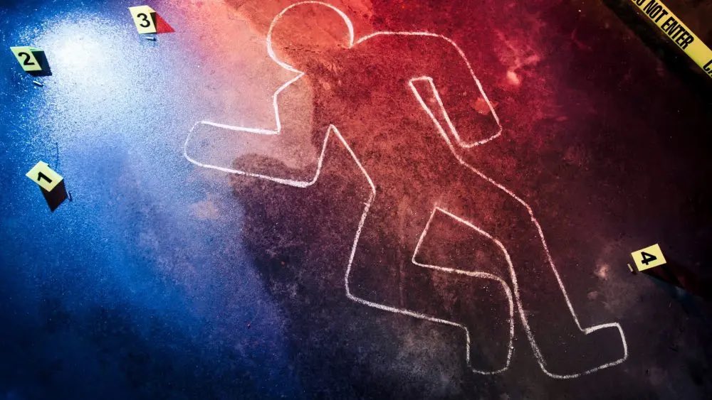 FrenchRapUS's tweet image. 🚨 ÉNORME REBONDISSEMENT ! 

De nouvelles analyses médico-légales affirment que la mort de Kurt Cobain serait un meurtre, et non un suicide 😳

Plus de 30 ans après, le mystère refait surface.