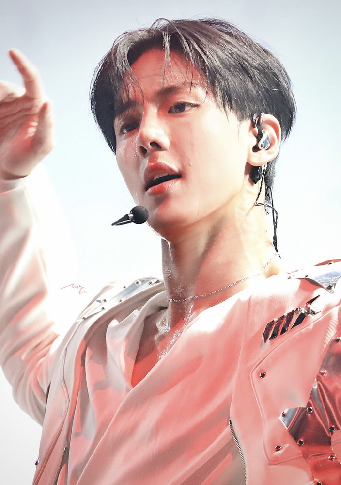 셔누리다⁶¹⁸ tweet media