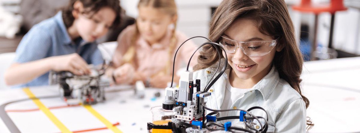 On #InternationalDayOfWomenAndGirlsInSTEM, we once again raise an important question:
Why are women still underrepresented in #STEM fields crucial for the future &amp; development of our societies?
Follow the link to learn more on our regional STEM initiative: shorturl.at/iOT6t