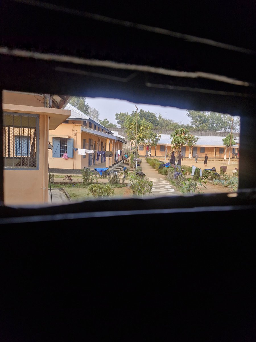 PunchSangma's tweet photo. Watching the market like an inmate watching freedom through a small window 😅
$GIVEUP doesn’t escape. It survives.
#MrGIVEUP #NoRugZone https://t.co/hAvhEzIBvR
