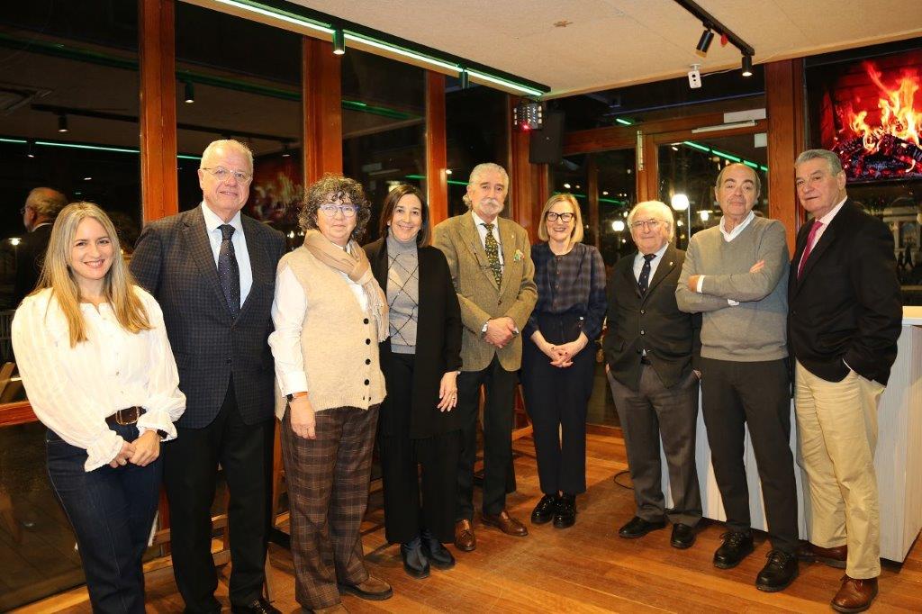 Ilustre Colegio Oficial de Médicos de Araba/Álava tweet media