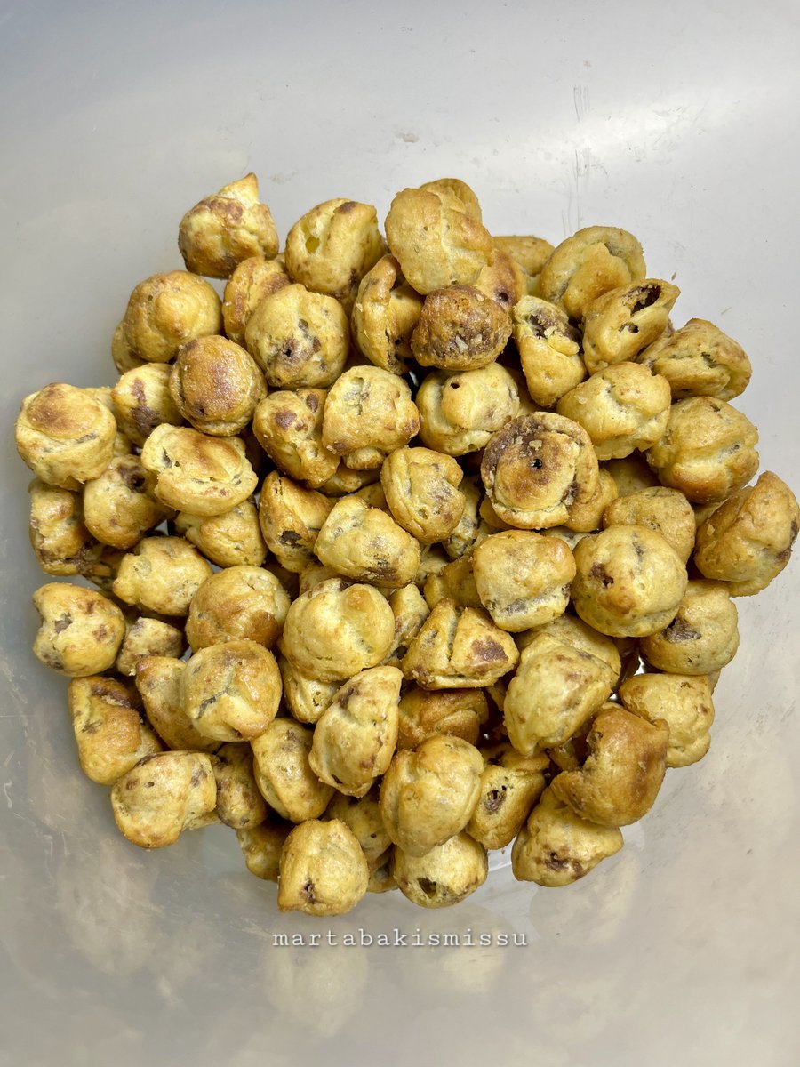 martabakismissu's tweet image. Untuk rasanya ada 2 yaaa, tapi lebih rekomen yang rasa coklat

• Coklat : 
s.shopee.co.id/2qP1ucQnGF
• Keju : 
s.shopee.co.id/30iS6wq5JV

Makin enak kalo makannya ditambahin susu full cream dingin
x.com/i/status/20215…