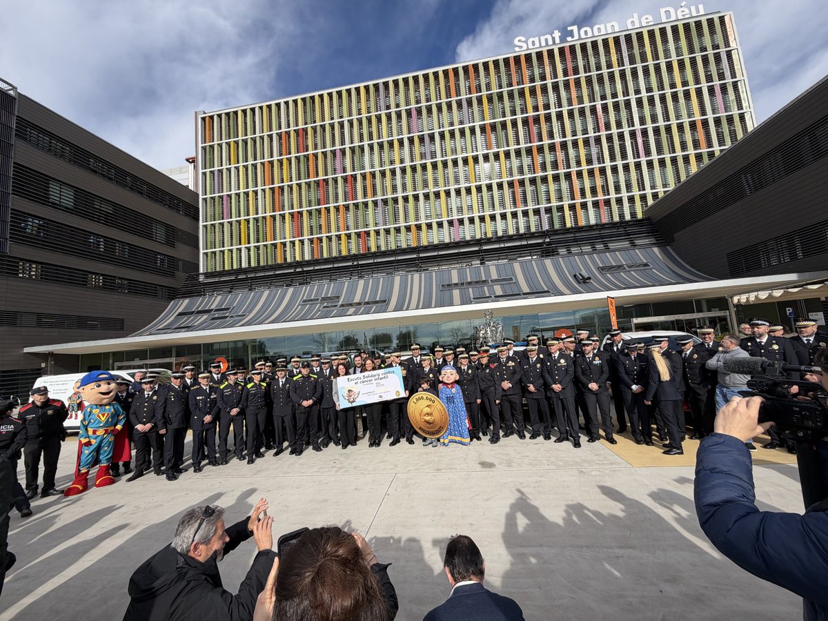 ICATTarragona's tweet photo. Ahir vam tenir l'immens honor d'assistir ahir a l’acte organitzat per l’Associació #PelsValents, celebrat a l’Hospital Sant Joan de Déu 

https://t.co/x4FwoDCdIz https://t.co/jckFG4VmM3