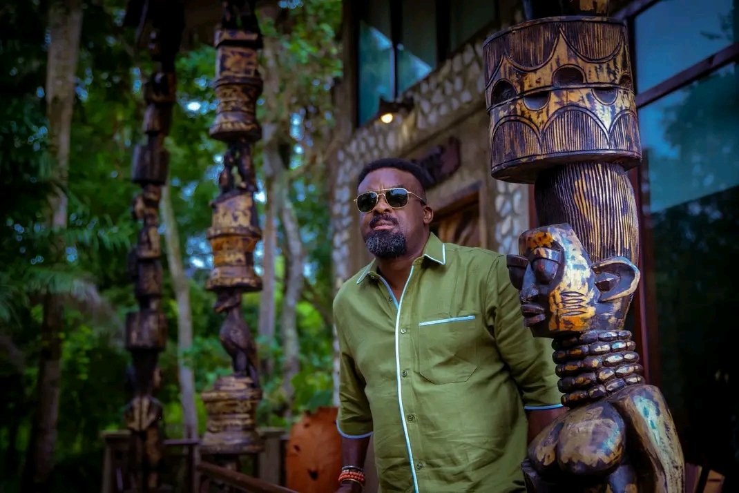 Egbon Kunle Afolayan if you like make films for the Elite, we go still critize you if you do rubbish because na our money you take climb the ladder 🤝