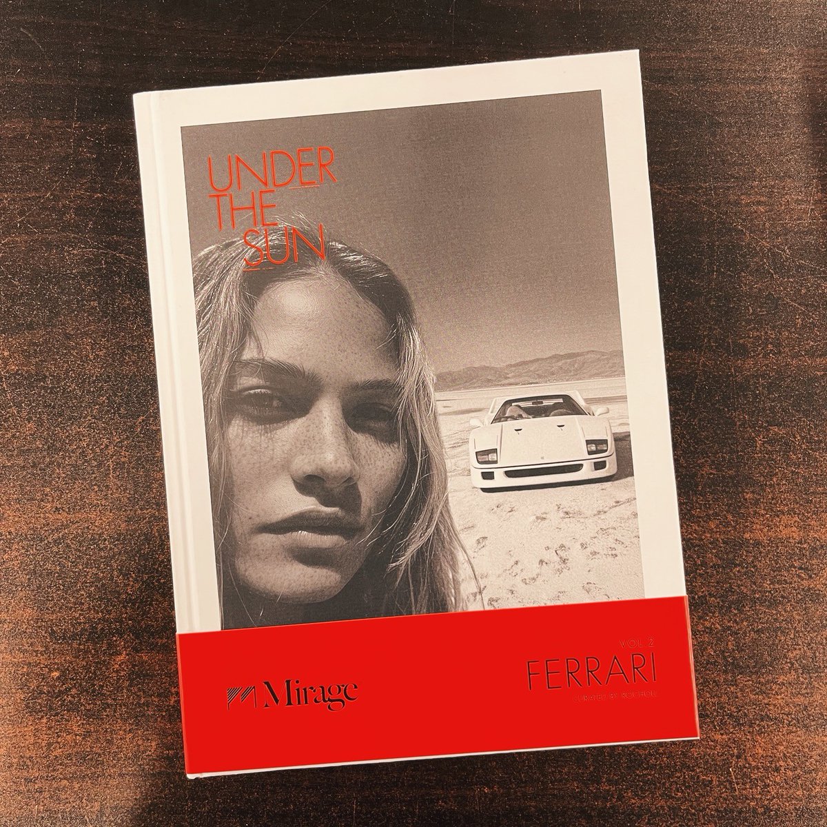 UNDER THE SUN VOL.2 FERRARI』 が入荷。フォトグラファー、ヘンリック