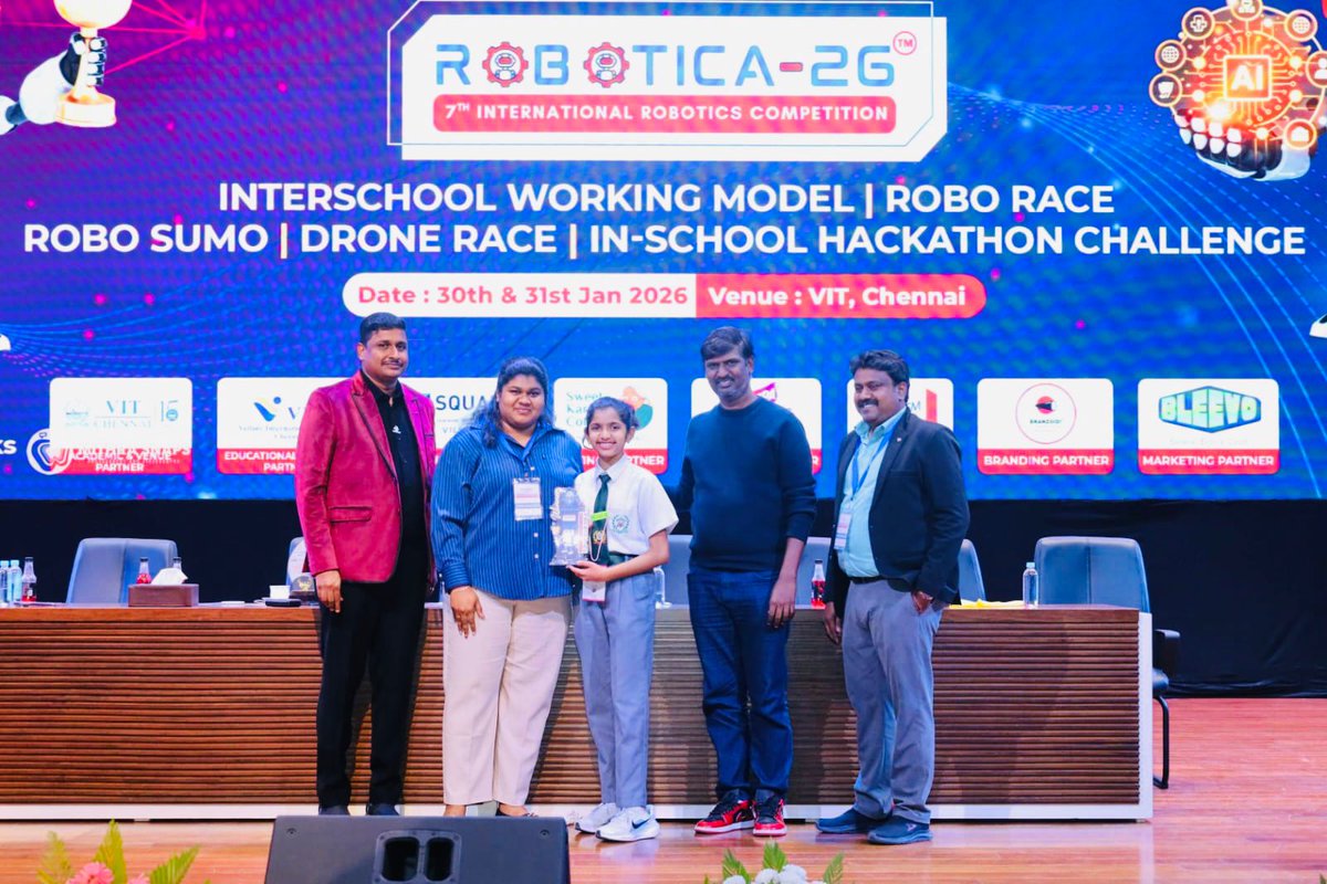 DpsDubai tweet media