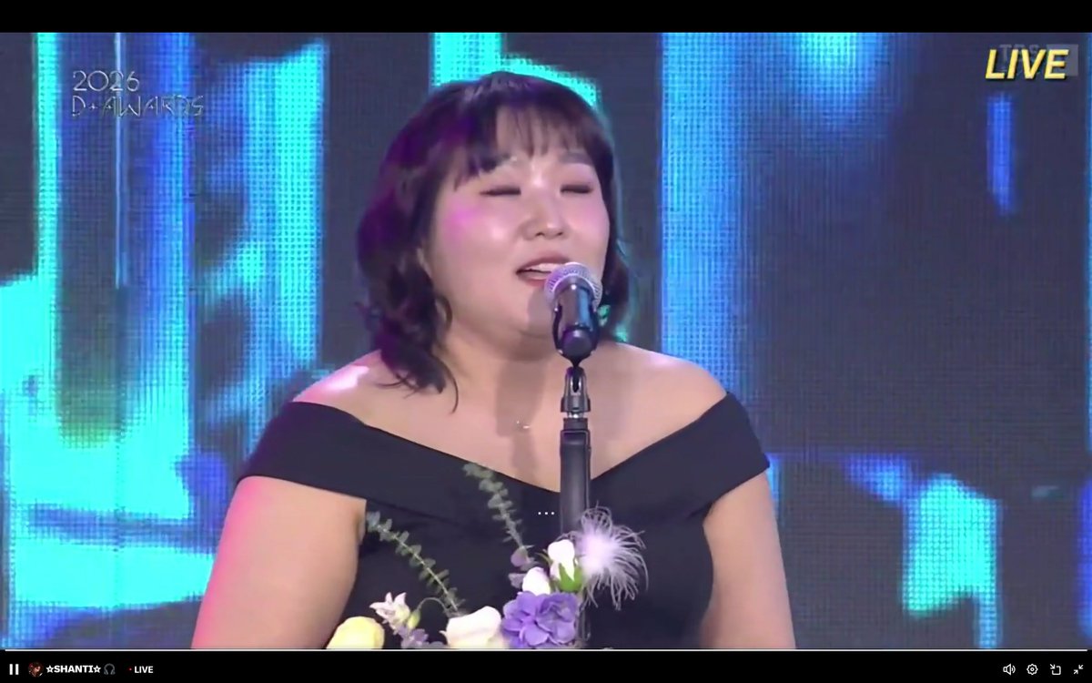 D-AWARDS tweet media