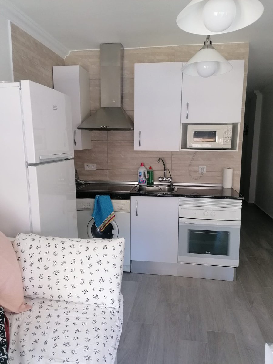 queen_meta80270's tweet photo. Reserva nuestro apartamento en un sitio privilegiado en la costa del sol y a un precio único!!❤️‍🔥🌊
Infórmate sin compromiso!!
#torredelmar #torredelmartodoelaño #costadelsol #malaga #alquilervacacional #alquilerturistico #alquilertemporada #turismocostadelsol #alquileres https://t.co/AAwG22AvAJ