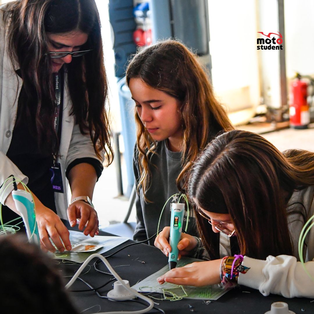 MotoStudent tweet media