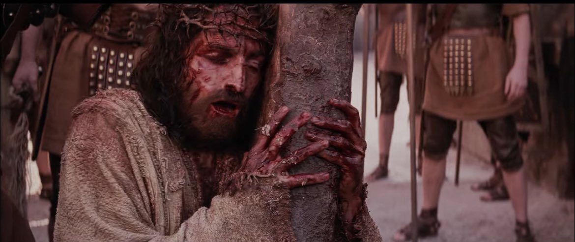 Jesus não era asquenazita.
Jesus não era sefardita.
Jesus não era mizrahi.
Jesus não era talmúdico.
Jesus não era um sionista que matava gentios em nome do estabelecimento de um estado étnico judaico.

Jesus era da família de Davi, da antiga tribo de Judá. De fato, temos dois