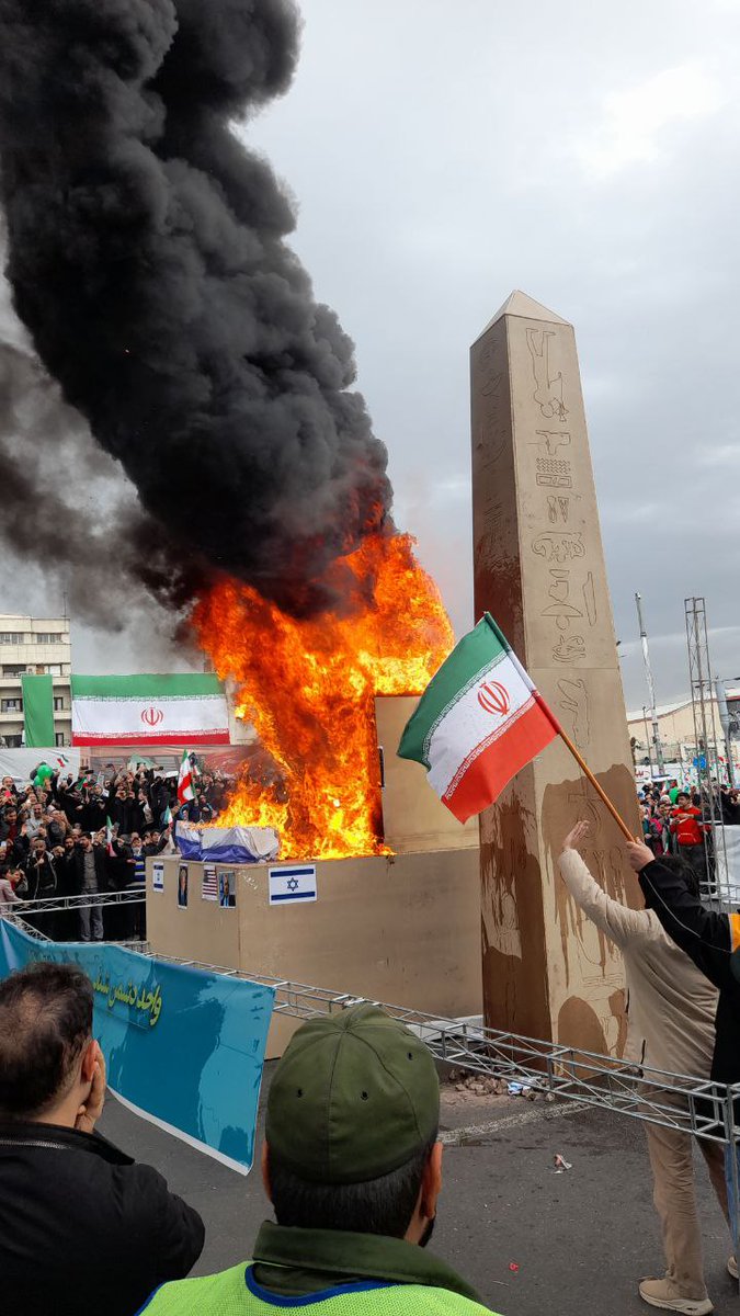 fateme819's tweet image. Baal, this satanic symbol whose name was in Epstein's documents, was burned by the Iranians in the celebration of Iran's independence and freedom.
#Iran
#Epstein
#Ball