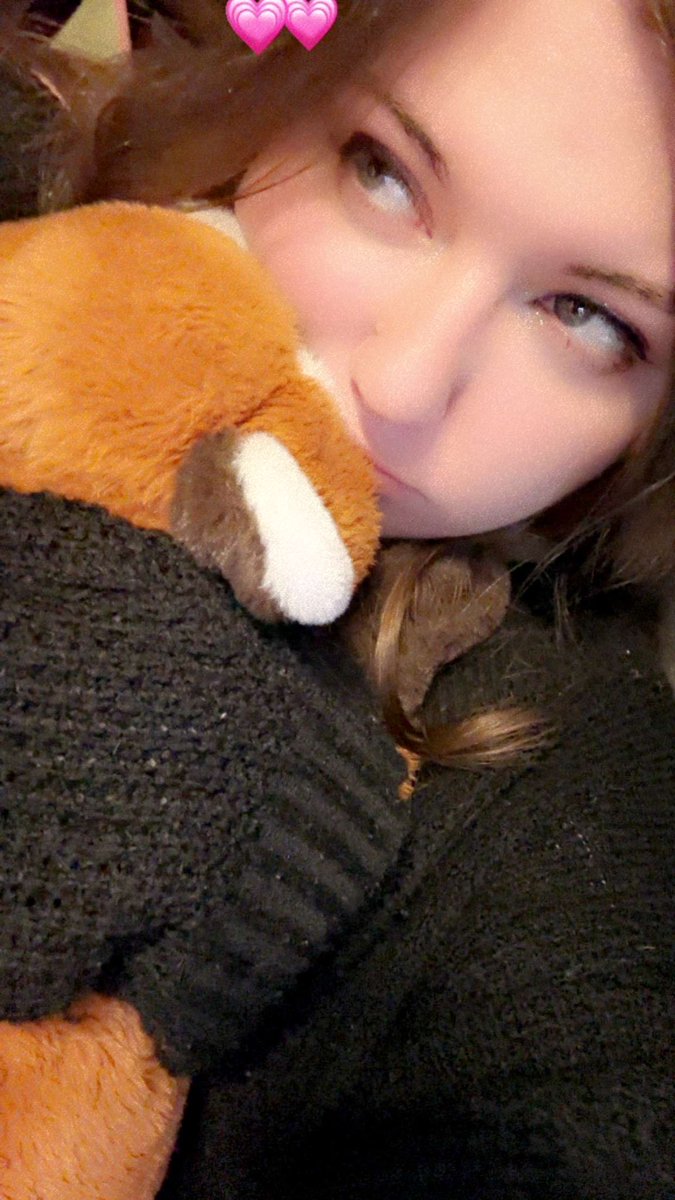 I know I said my last post was it for the night but I’m extremely anxious and have no one to talk to so I guess I’m staying up for now 🥺

#nsfwtwt #nsfw #daddysgirl